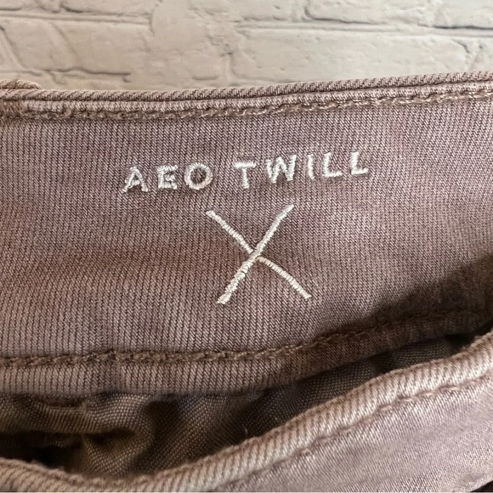American‎ Eagle Women's Super Stretch Midi AEO Twill Purple Jean Shorts 8
